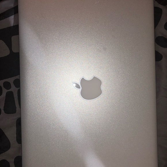 MacBook Pro 13inch Core-i5 2.5 Mid 2012 - Picture 15 of 16